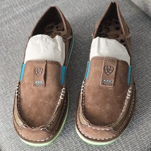 Ariat Brown Leather Leopard Print Insoles Cruisers Size 6.5B